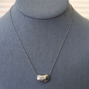 Tiffany&Co. Elsa Peretti Large Bean Necklace in Sterling Silver (16in)